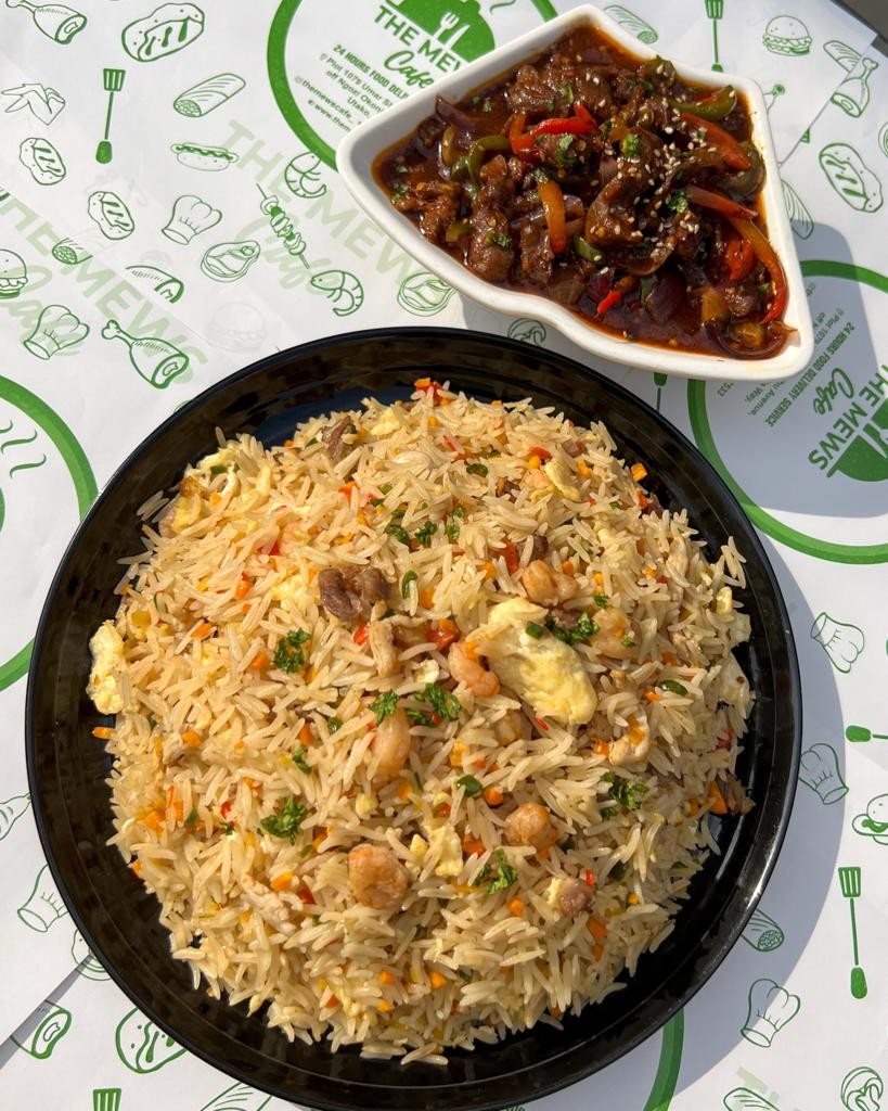 Chinese special fried rice with beef Sauce