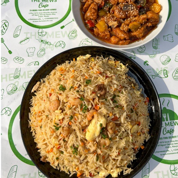 Chinese Special Fried Rice with Chicken Sauce